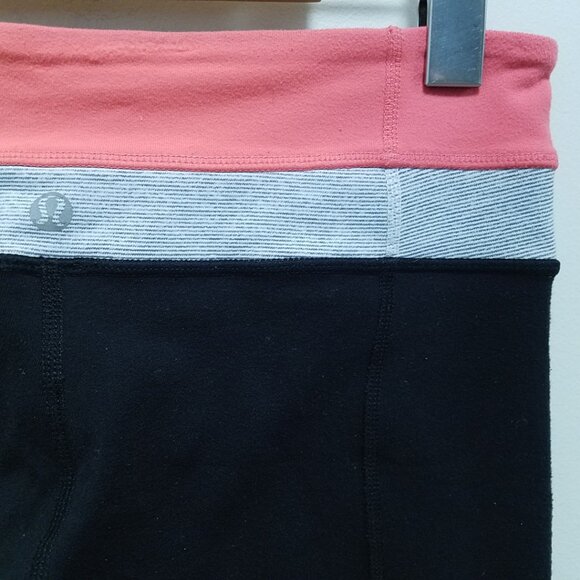 Lululemon Groove Crop Leggings Pant Size 4 XS Pink Wee Stripe Black - Picture 7 of 11